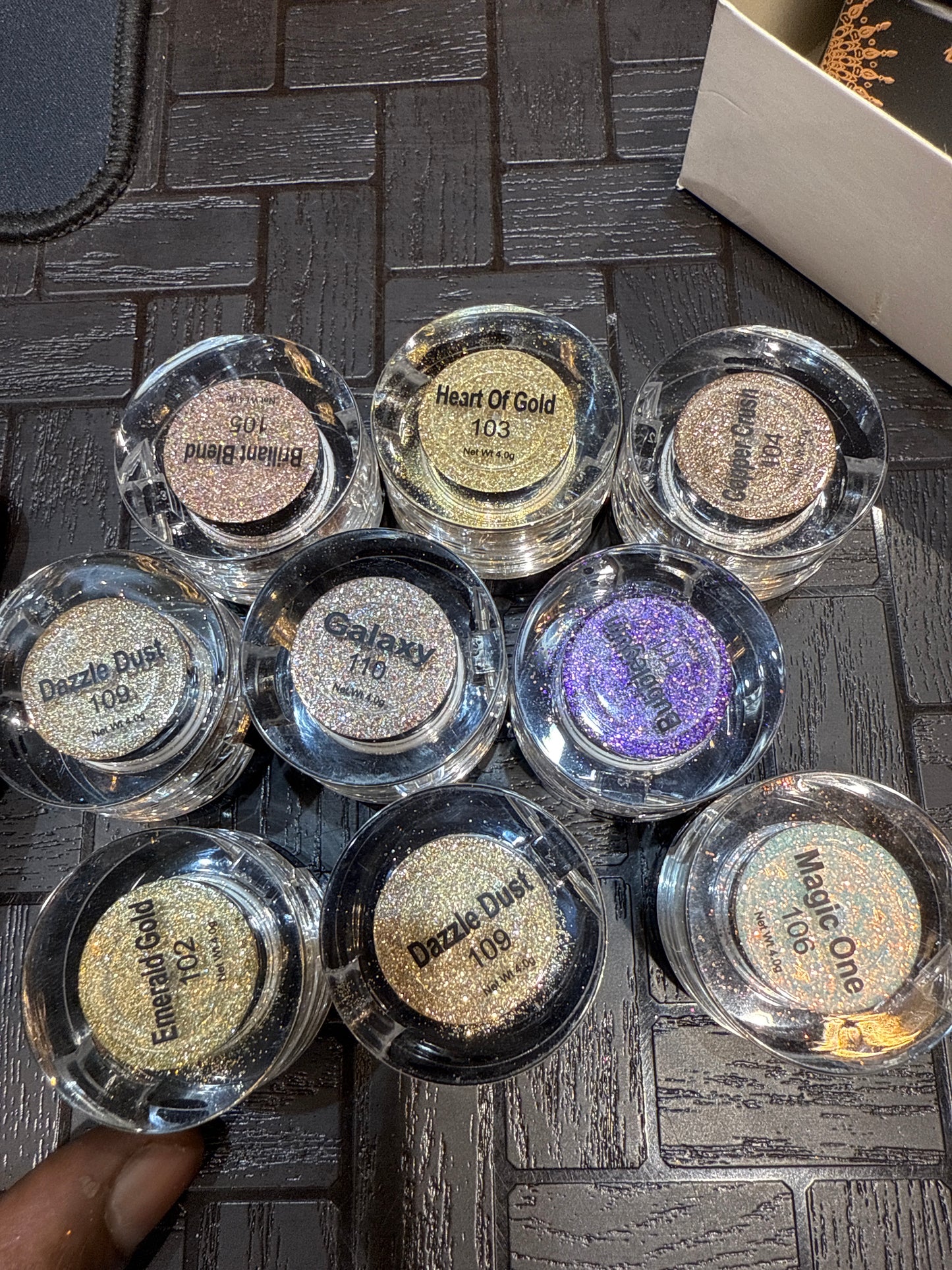 Best magic pink bite blooming eyes glitter